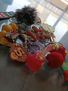 Keyrings Set (16)