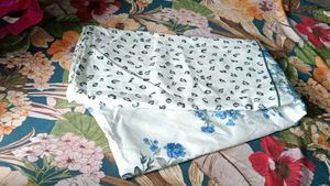 Floral Print Double Bedsheet With 2 Pillow Cover