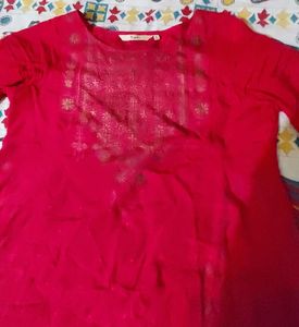 Red Kurta