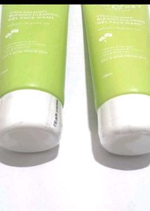 Dot &amp; Key Face Wash