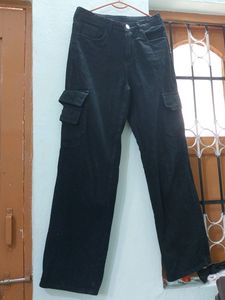 H&amp;M Black Cargo Denim Jeans 👖