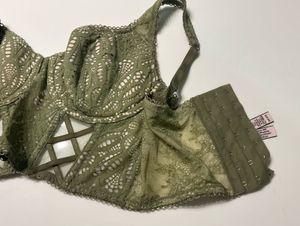 Victoria Secret Balconete Lace Bra Dream Angle 34b