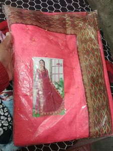 Peach Women&#39;s Saree