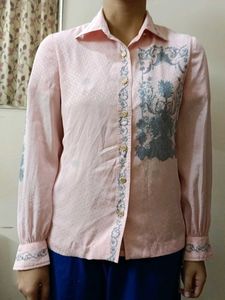 women's pink shirt