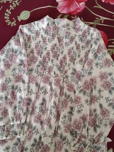 Floral Cute Sleeves Top