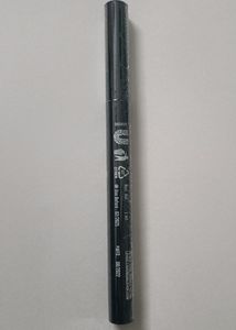Lakme Eyeconic Eyeliner Pen
