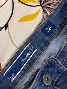 Men&#39;s Denim Jeans - Size 36