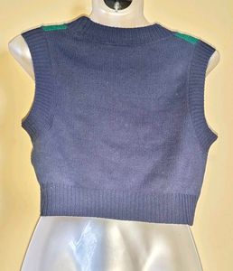 Size S/M 🎁Buy 2 Get 1 Free🎁Crop Sweat Top