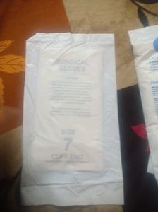 Pack Of 10 Surgical Gloves Medicated