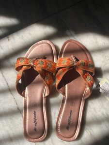 New Ethnic Flat