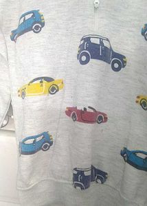 White Hoodie With Car Print