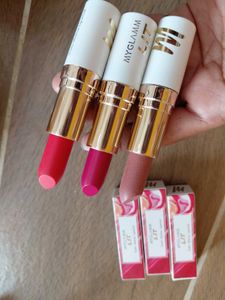 MyGlamm Lipstick