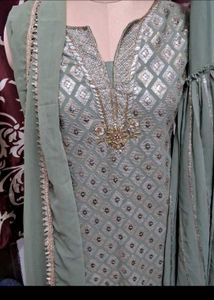 Pista Green Sharara
