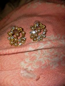 Pearl Diamond Earring