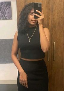 Sleeveless Black Crop Top