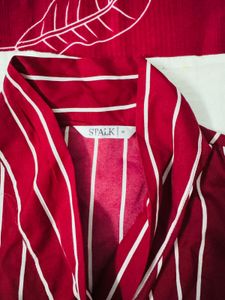Like New Ladies Top