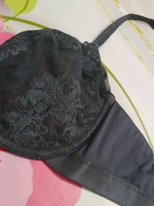 (1300)Lace Detail Bra - Size30