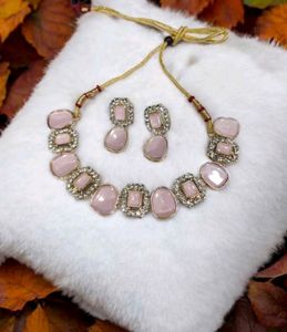 Elegant Necklace Set