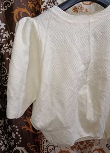 Elegant Off-White Textured Knit Crop Sweater