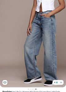 Low Waisted Blue Jeans