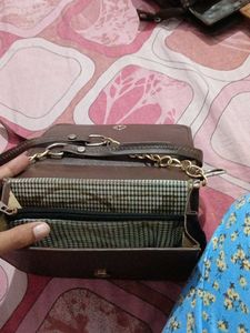 Get 3 Handbags 1 Sling Bag