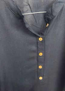 Red Embroidered Kurta
