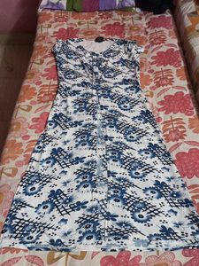 Blue Floral Print Middle Slit Top