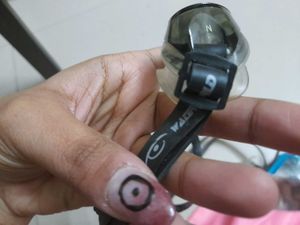 1 Pink Hat 2 Black Goggles Order