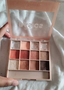 Mars Basics Eyeshadow palette 🎨🩷