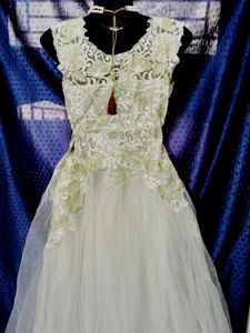 Attractive Princess Gowns For girls🌹🌹