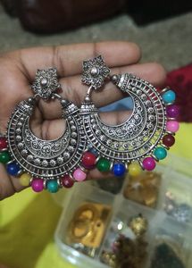 Set Of 2 Earrings