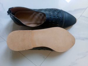 Black Flats &amp; Sandals