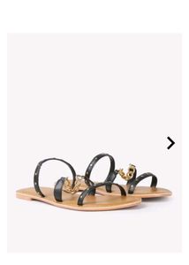 Chic Black & Gold Sandals