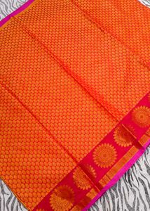 red colour saree