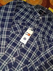 Check Shirt NEW WITH TAG 💓