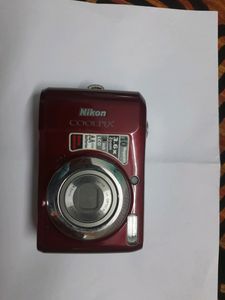 Nikon Coolpix L20