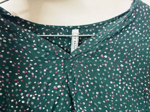 Floral Green Top