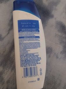 Head &amp; Shoulders Shampoo