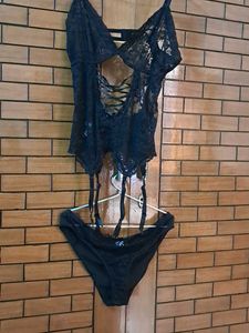 laces premium  garter  top set