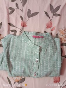 Elegant Women's Kurta