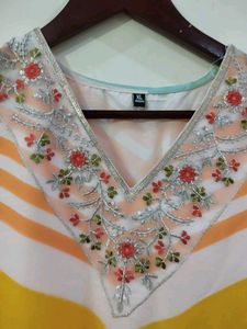 New Beautiful Trending Suit