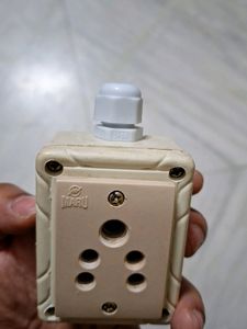 Single Socket
