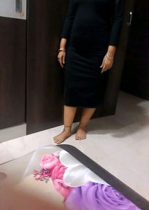 Black Bodycon Dress Waist 32 Lil Strechy