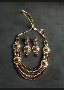Kundan Jewellery Set