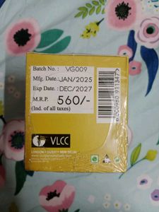 VLCC Insta Glow Gold Bleach