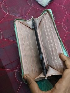 Wallet With Many Compartments