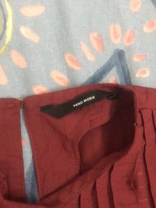 vero moda Zegna LS Pleated Fired Brick Top