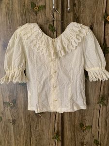 Vintage-Inspired Lace Crop Top