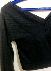 Black Crop Full Sleeve Top