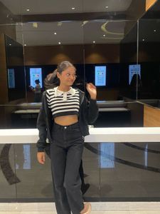 Striped Crop Top &amp; Black Jeans Outfit